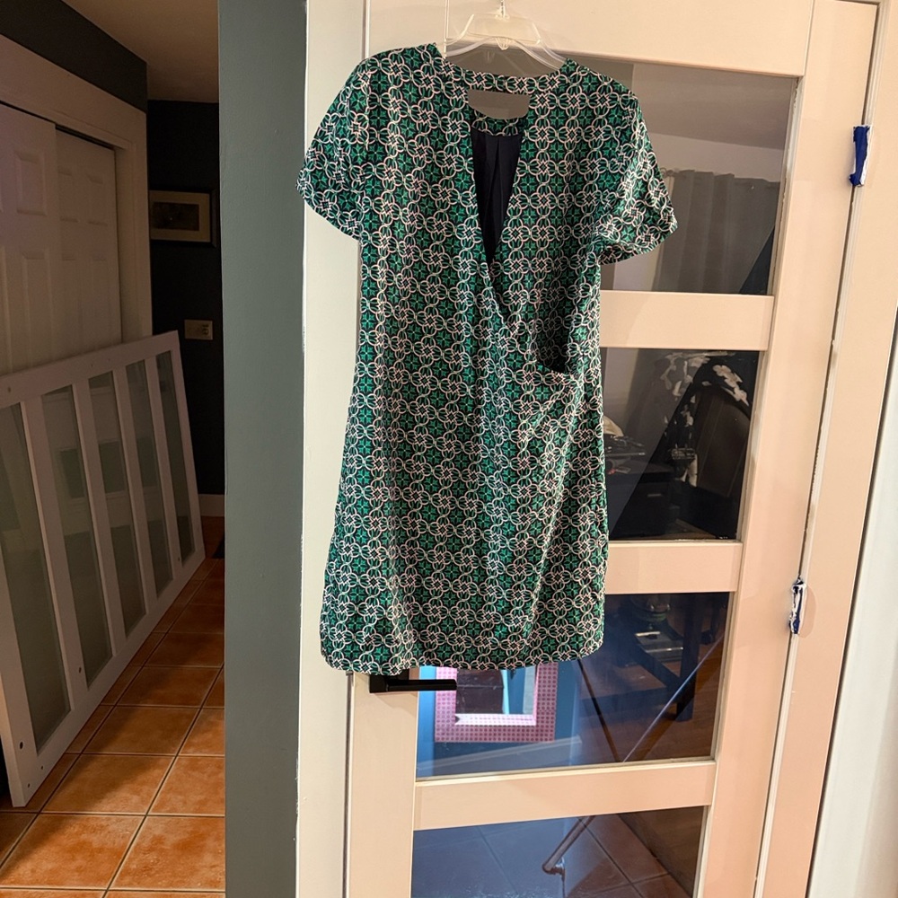 J. Crew Green Geometric Short Sleeve Silk Mini Dress